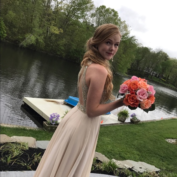 Meet your Posher, Abby - Picture 5 of 5